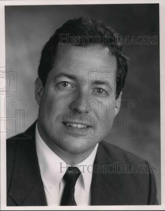 1994 Press Photo Brian F. Hagan Candidate for Rocky River Municipal Court - Historic Images