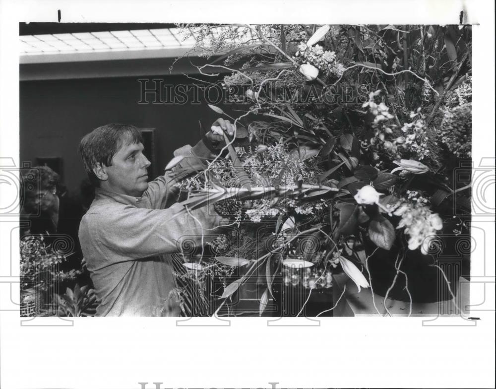 1989 Press Photo Chris Giftos - cvp13170 - Historic Images