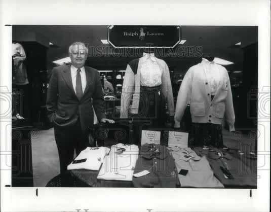 1988 Press Photo Ted Gastman Dillard's Executive - cvp12486 - Historic Images