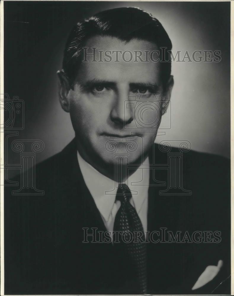 1962 Press Photo Don H. Ebright Senior Vice President Union Commerce Bank - Historic Images