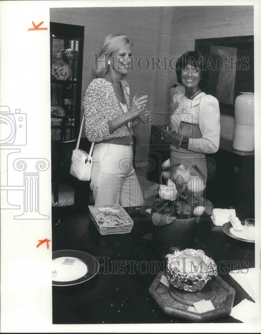 1981 Press Photo Carolyn Glass - cvp13984 - Historic Images