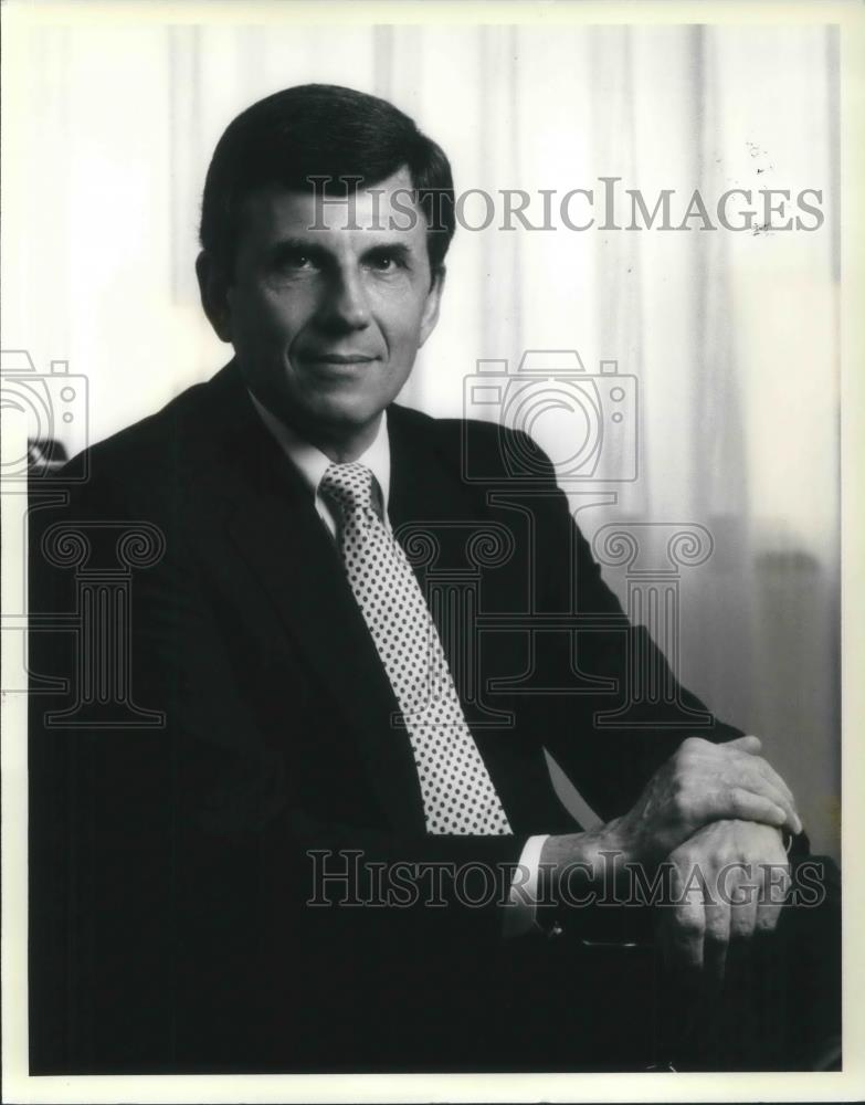 1985 Press Photo Hale E. D&#39;Orazio Vice President Bell Communications Research - Historic Images