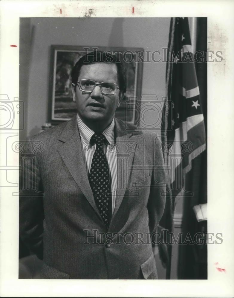 1980 Press Photo Sen. Paul E. Gillmor Republican Senate Minority Leader Ohio - Historic Images