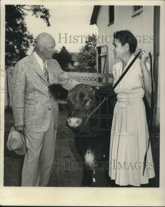 Press Photo Eaton Cyrus Acadia Farmes Investment Banker - cvp04570 - Historic Images