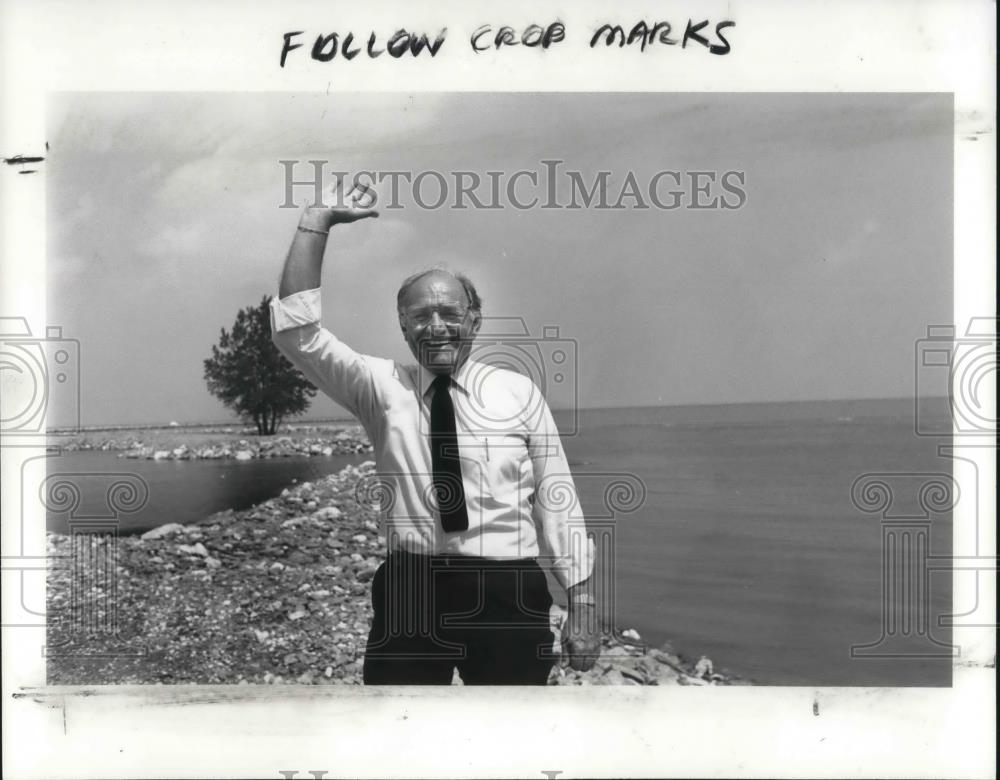 1987 Press Photo Mayor John Fritz of Port Clinton, Ohio - cvp15816 - Historic Images