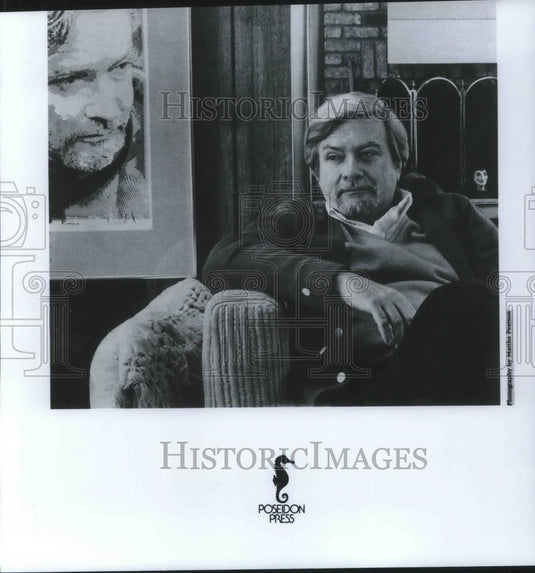 Press Photo Robert Campbell Author - cvp07800 - Historic Images