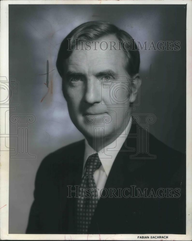 1971 Press Photo Governor John J. Gilligan Democrat Ohio - cvp13697 - Historic Images