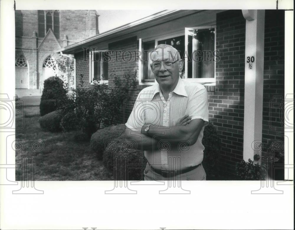 1991 Press Photo Robert Dean Retired Norwalk School Superintendent - cvp06763 - Historic Images