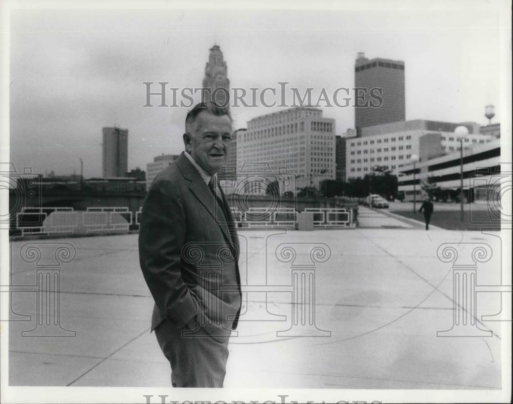 1976 Press Photo John Galbreath Building Contractor Sportsman Philanthropist - Historic Images