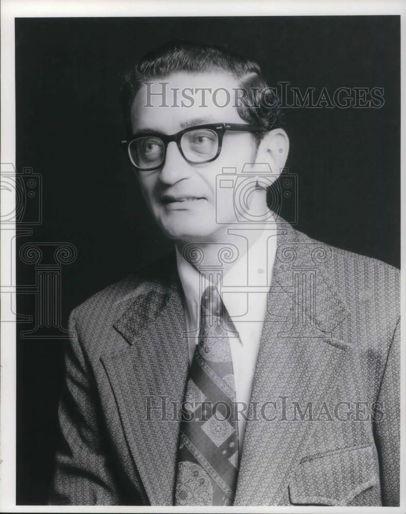 1975 Press Photo Charles Freireich University Heights Council Candidate Ohio - Historic Images