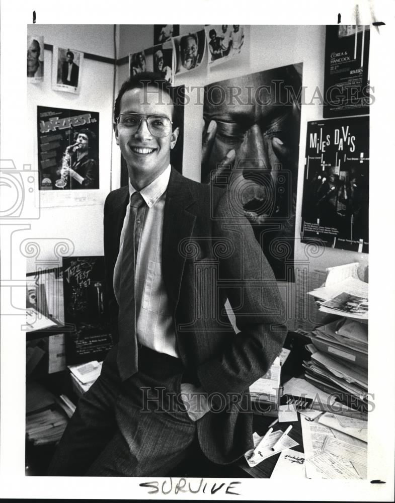 1987 Press Photo Larry Bram Books Jazz for Tri-C and Peabody&#39;s - cvp00284 - Historic Images