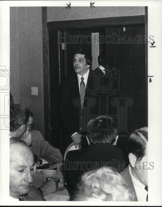 1985 Press Photo Ken Garson - cvp12211 - Historic Images