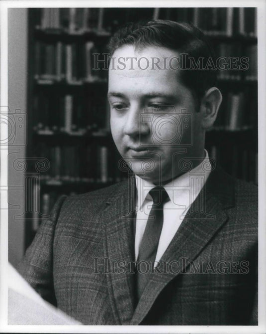 1969 Press Photo David N. Goss Director Cleveland Transportation Action Program - Historic Images