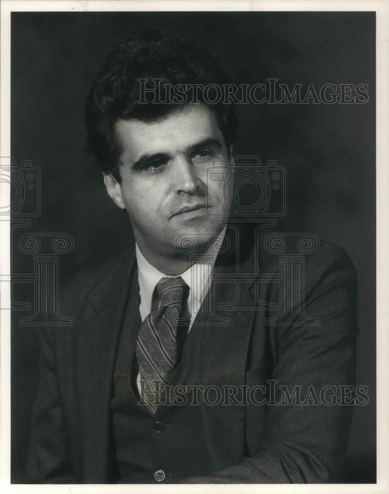 1985 Press Photo Wendell Cox Owner Wendell Cox Consultancy and Demographia - Historic Images