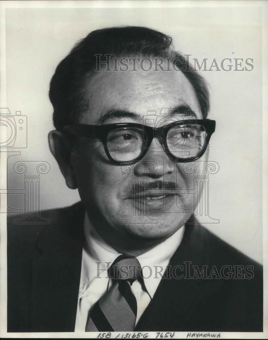 1974 Press Photo Dr S I Hayakewa State College - cvp16139 - Historic Images