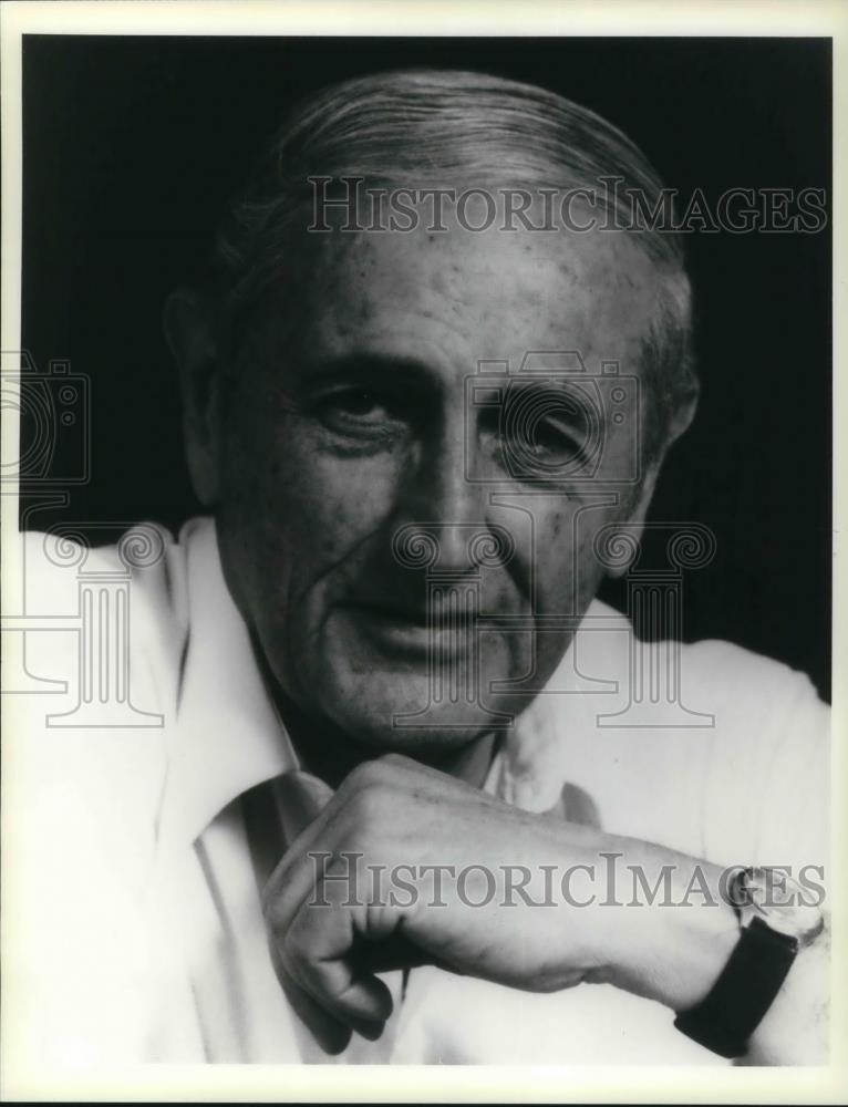 1986 Press Photo John Gardner - cvp12102 - Historic Images