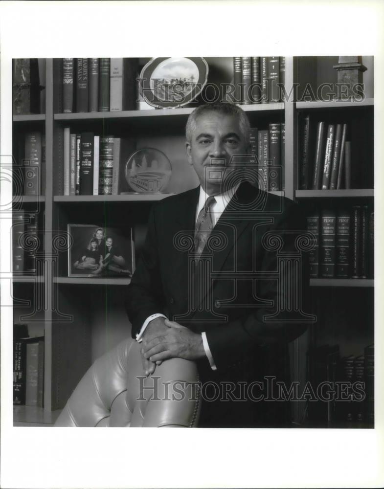 1998 Press Photo Michael Climaco President of Law Firm - cvp05374 - Historic Images