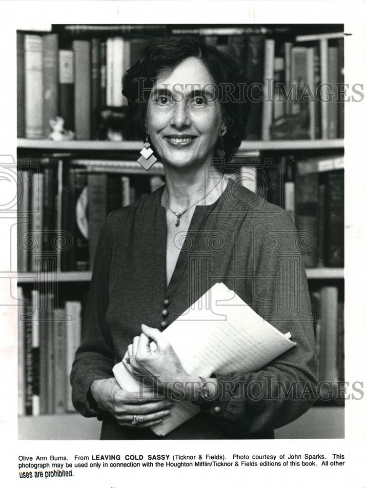 1992 Press Photo Olive Ann Burns Author Writer - cvp01413 - Historic Images