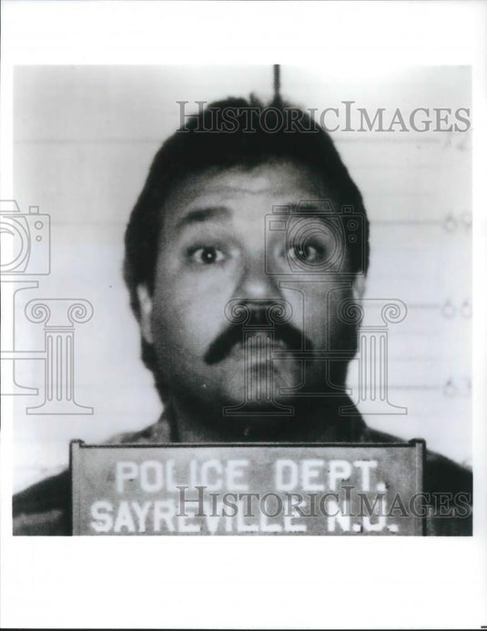 Press Photo Fugitive Danny Marino Con Artist Captured from Unsolved Mysteries - Historic Images