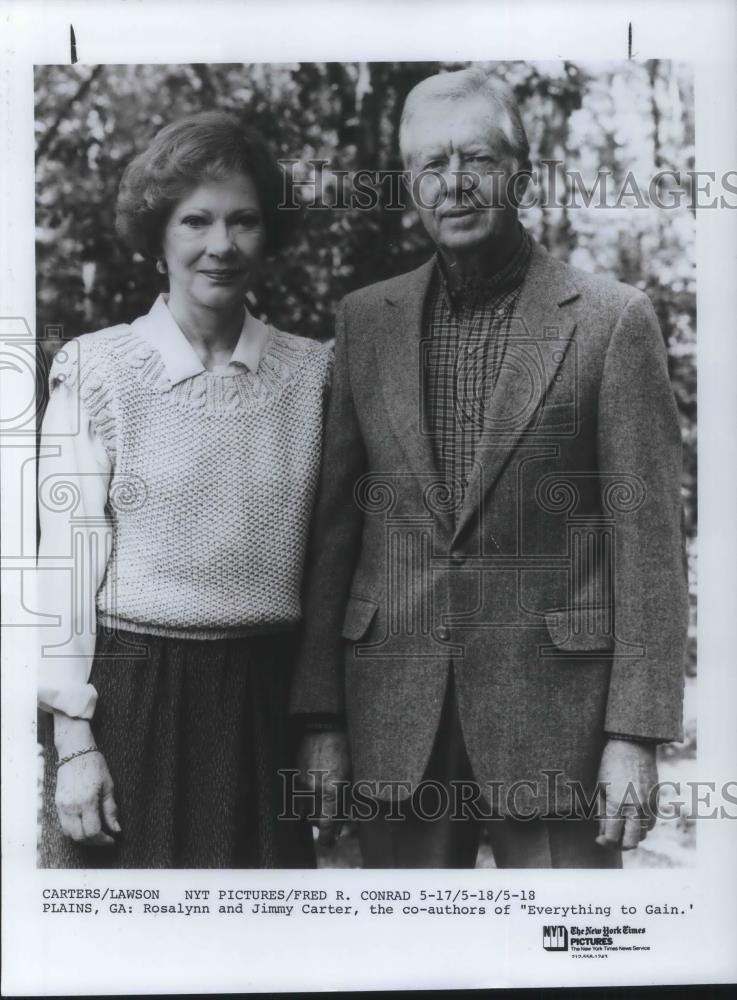 1987 Press Photo Rosalyn &amp; Jimmy Carter Co-Authors of Everything to Gain - Historic Images