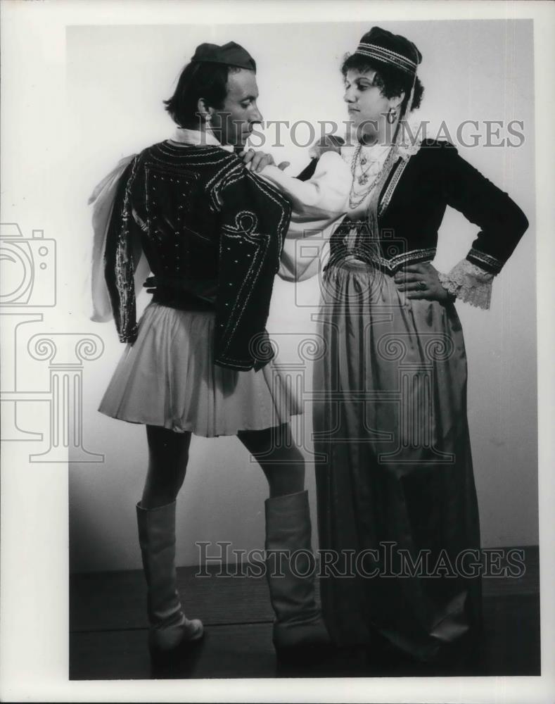 1977 Press Photo Vassilis Giacoumis and Maria Psihuntas Tsamikos North Greece - Historic Images