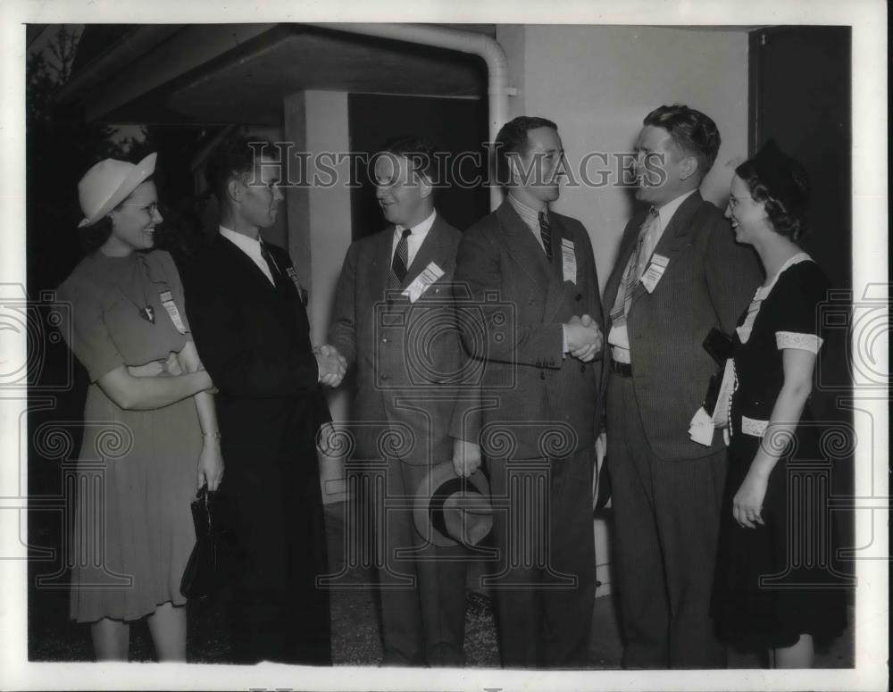 1939 Press Photo Russell Firestone &amp; Leonard Firestone of Firestone Rubber Comp - Historic Images