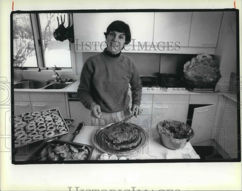 1986 Press Photo Pamela Grosscup Cleveland Heights Caterer - cvp16742 - Historic Images