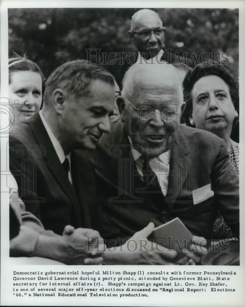 Press Photo Gov. David Lawrence during a party picnic - cvp19830 - Historic Images
