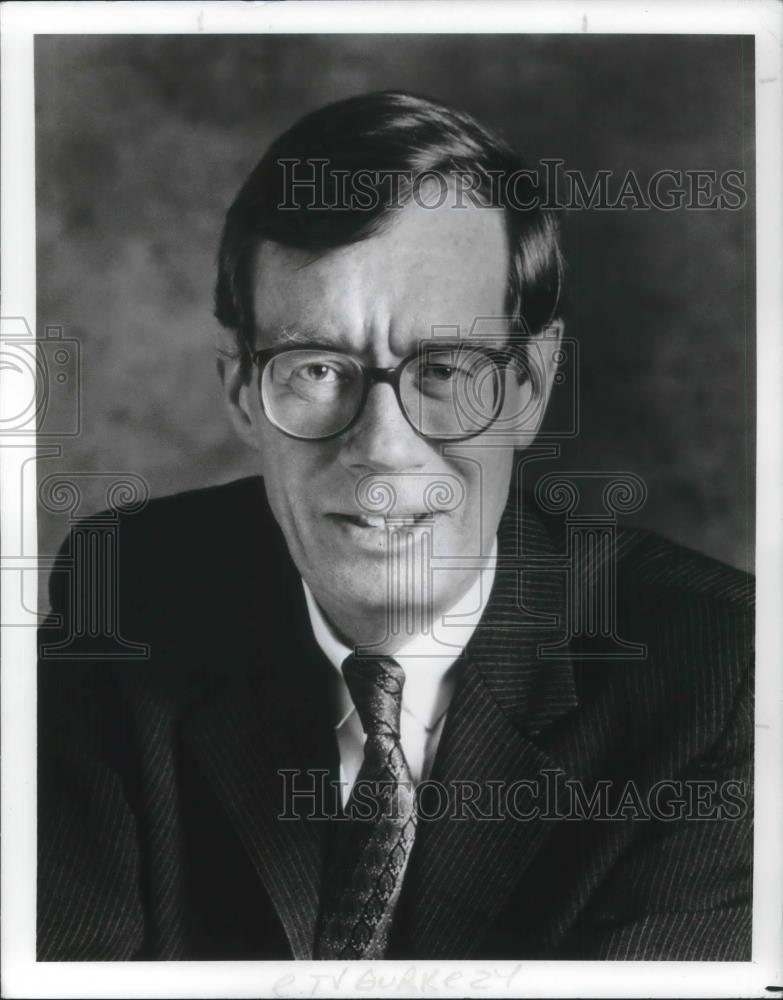 Press Photo David W. Burke President of CBS News Division CBS/Broadcast Group - Historic Images