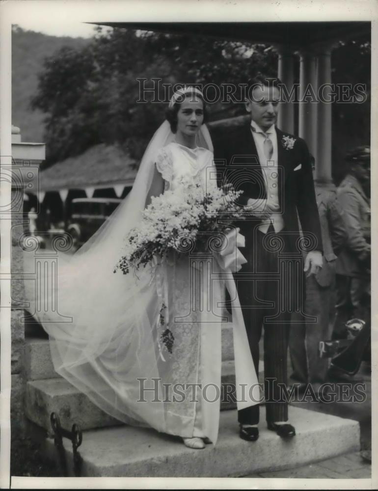 1934 Press Photo Laurance Spelman Rockefeller Married Congregational Church - Historic Images