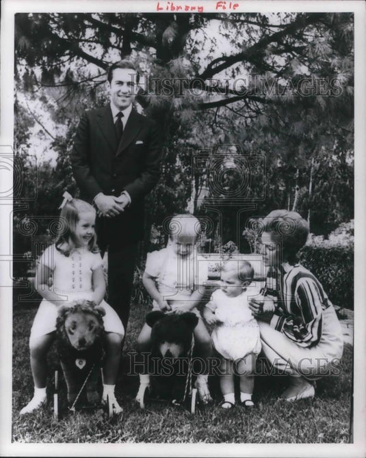 1970 Press Photo Rpyal family in Rome - cvp16571 - Historic Images