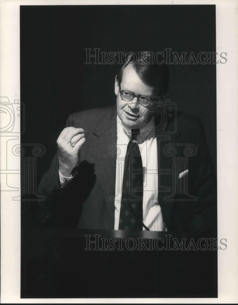 1991 Press Photo Joseph T. Gorman Chairman President CEO of TRW Inc. - cvp13753 - Historic Images