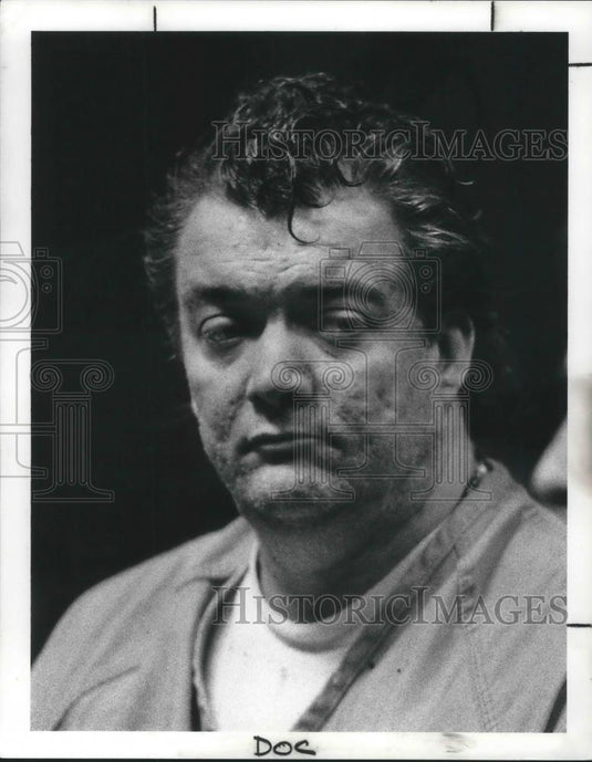 1990 Press Photo Dr Kenneth Dvorak On Trial Drug Charges - cvp06463 - Historic Images