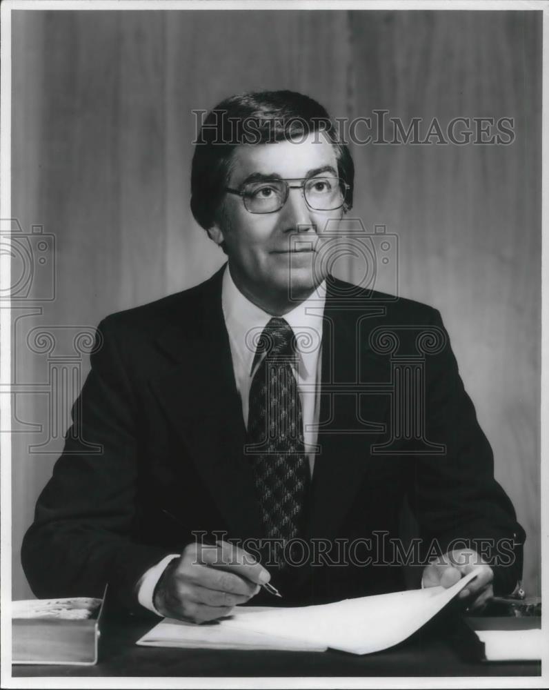 1975 Press Photo Flory M Day Mayoral Candidate - cvp07509 - Historic Images