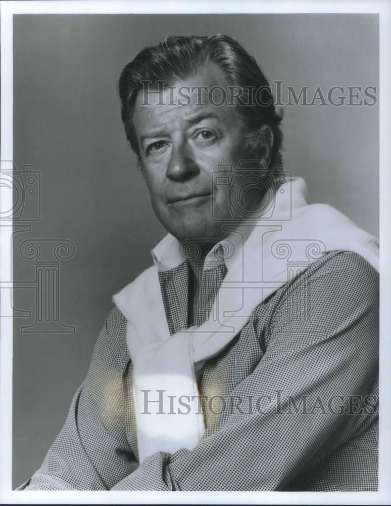 1987 Press Photo Author James Clavell Producer of james Clavell&#39;s Noble House - Historic Images