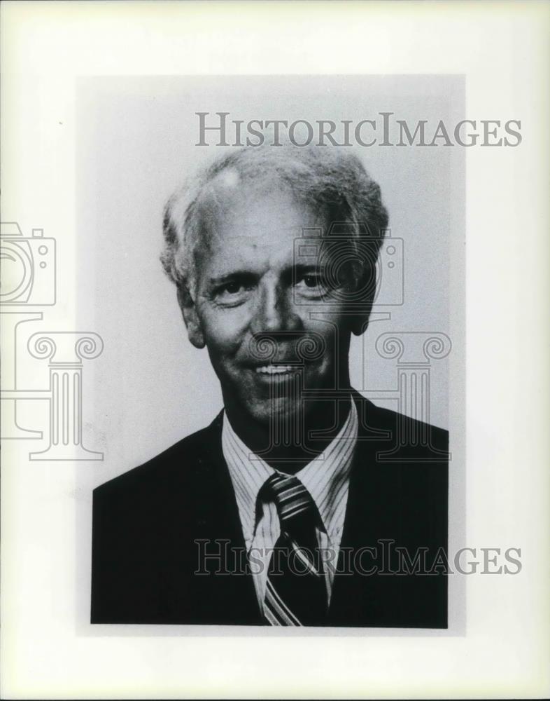 1983 Press Photo W. Lee Hansen Professor at University of Wisconsin - cvp15950 - Historic Images