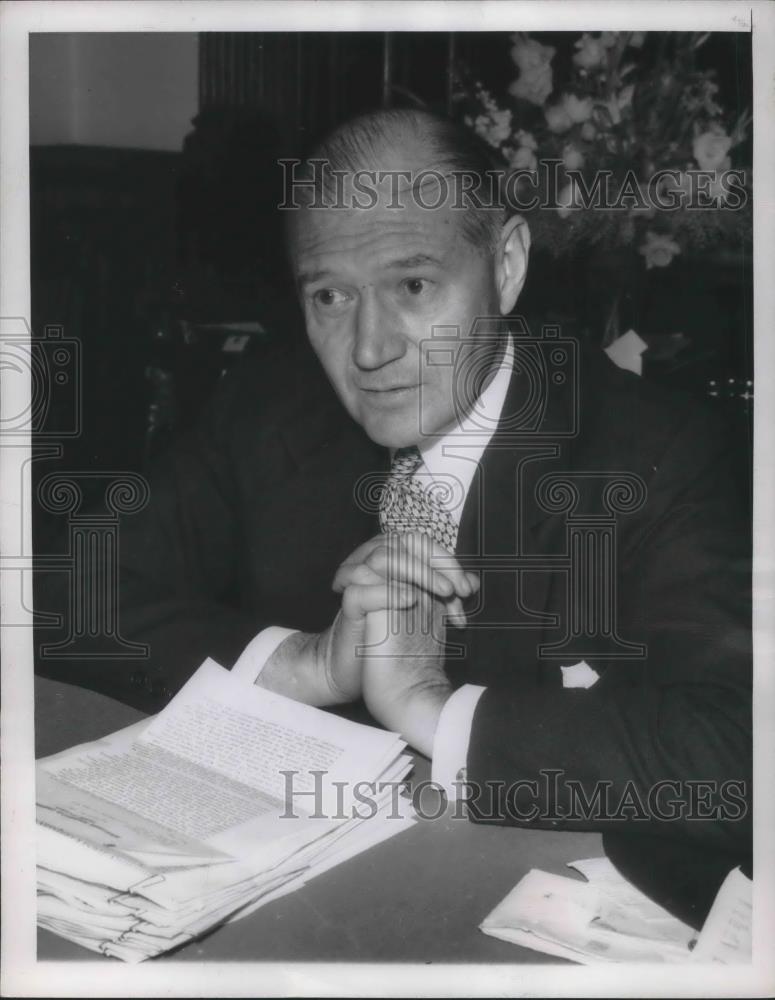 1947 Press Photo Lewis W Douglas US Ambassador to Great Britain - cvp04054 - Historic Images