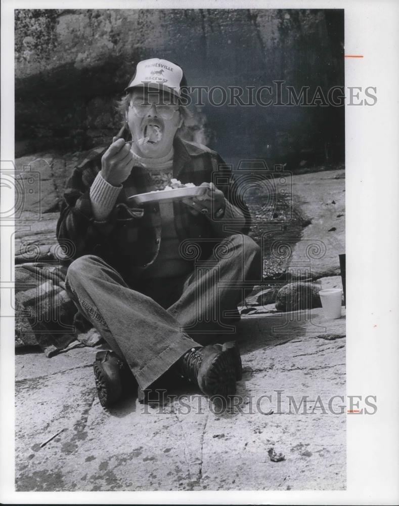 1978 Press Photo D&#39;Arcy Egan Plain Dealer Outdoors Editor French River - Historic Images