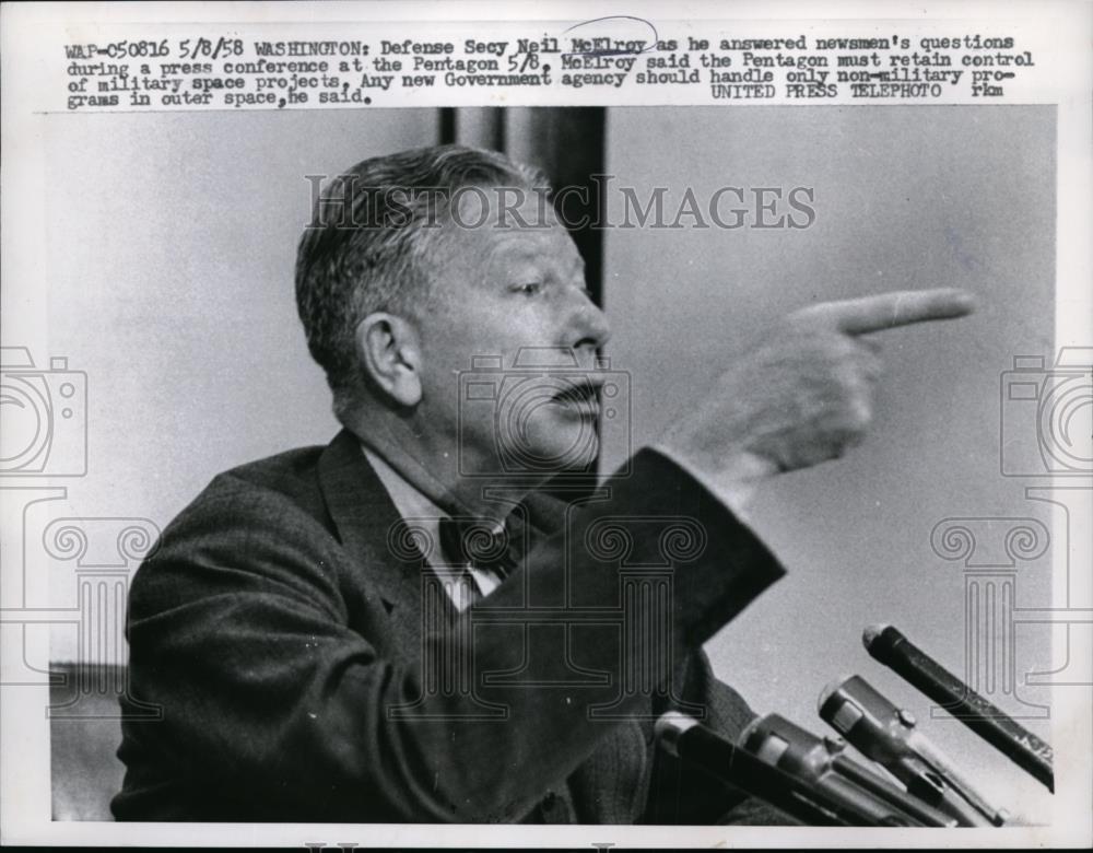 1958 Press Photo Defense Secretary Neil McElroy at the Pentagon - nee88847 - Historic Images