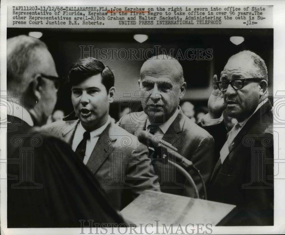 1968 Press Photo Joe Kershaw Sworn Into Office Of State Representative - Historic Images