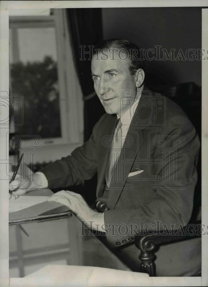 1938 Press Photo John W Hanes Assistant Secretary of the Treasury - nee89892 - Historic Images