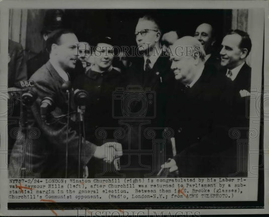 1950 Press Photo Winston Churchill Congratulated By Seymour Hills - nee90867 - Historic Images