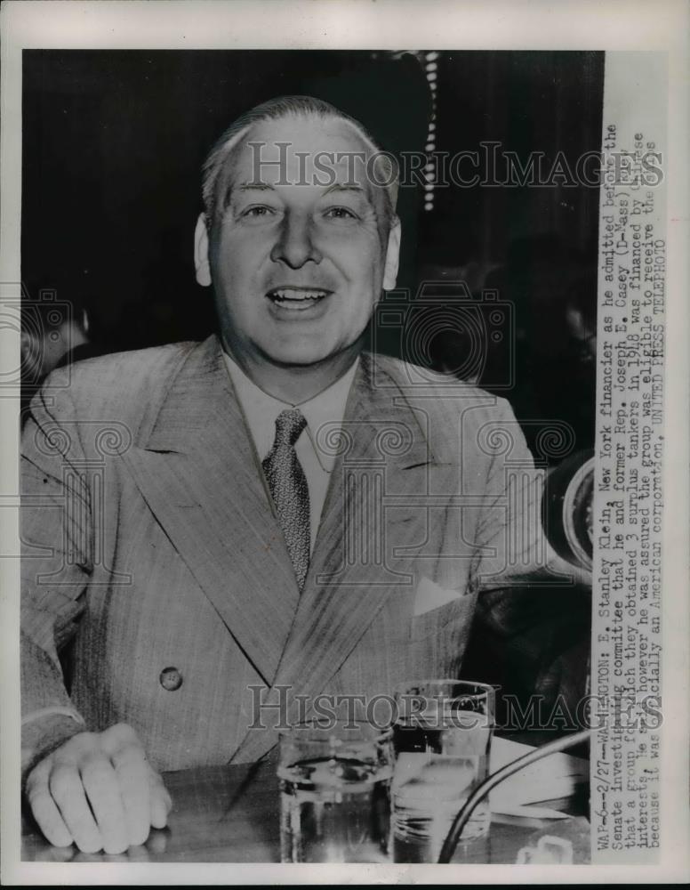 1952 Press Photo New York financier E Stanley Klein testifies at Senate hearing - Historic Images