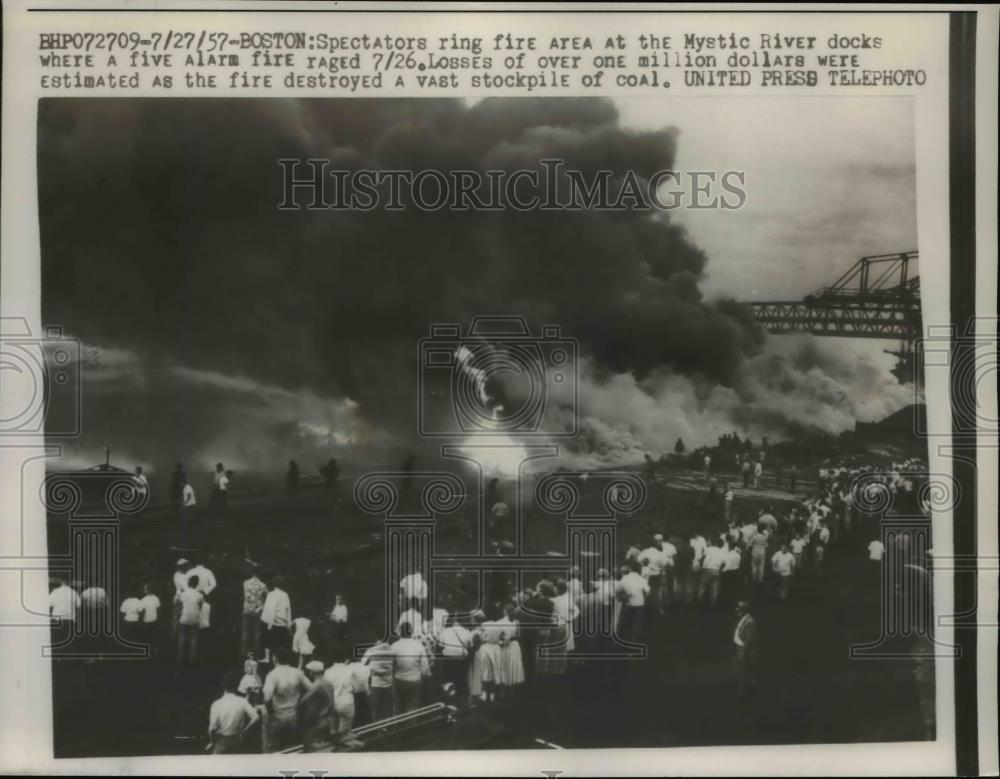 1957 Press Photo Fire at the Mystic River Docks destroyed a vast Stockpile Coal - Historic Images