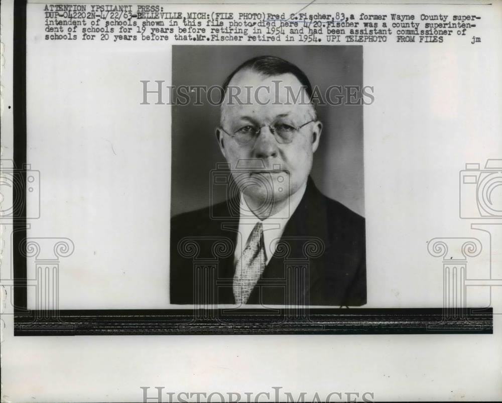 1963 Press Photo Fred C Fisher Wayne County Superintendendt of Schoos - Historic Images