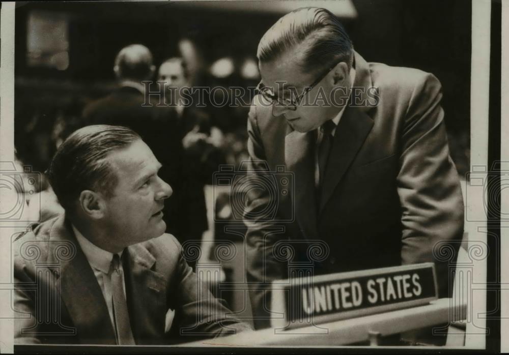 1957 Press Photo Henry Cabot Lodge Speaking To Keith Shann - nee92195 - Historic Images