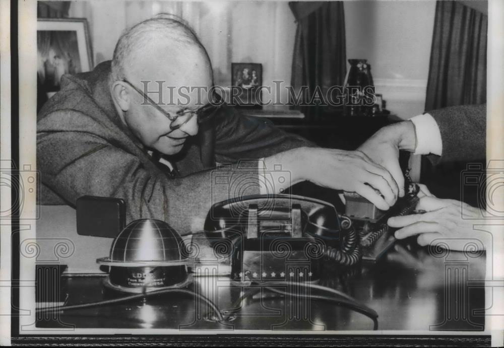 1960 Press Photo President Eisenhower - nee93399 - Historic Images