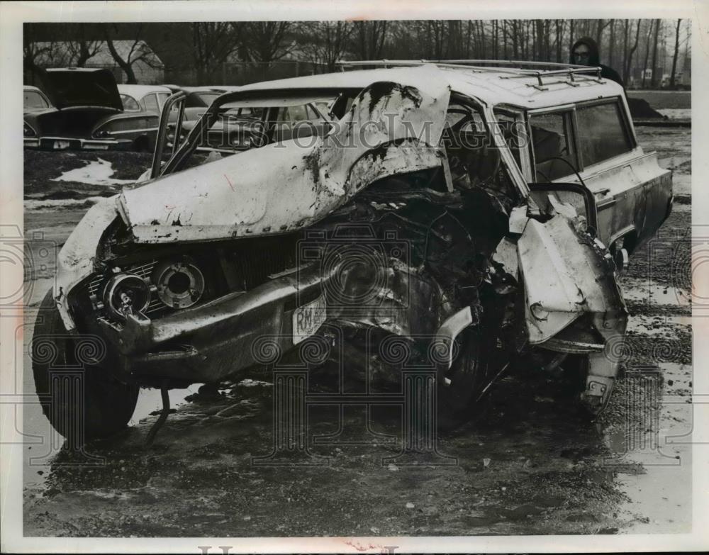 1970 Press Photo Wreckage of old Wagon Car Armour drove by Jamie Griffith, died - Historic Images