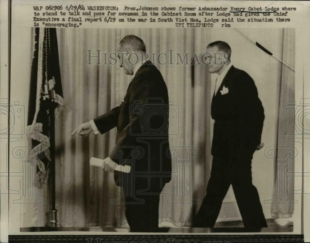 1964 Press Photo Pres. Lyndon Johnson and Ambassador Henry Cabot Lodge - Historic Images