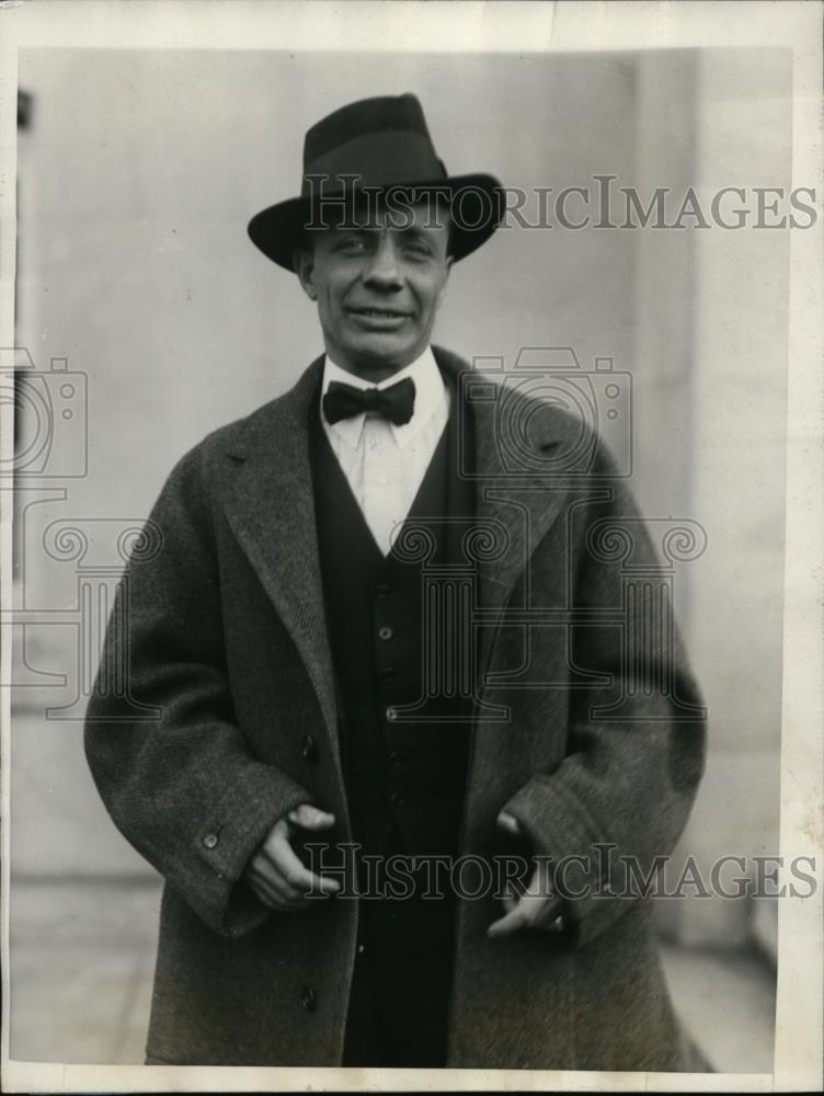 1926 Press Photo Col. Roosevelt Leaving The Supreme Court - nee88525 - Historic Images